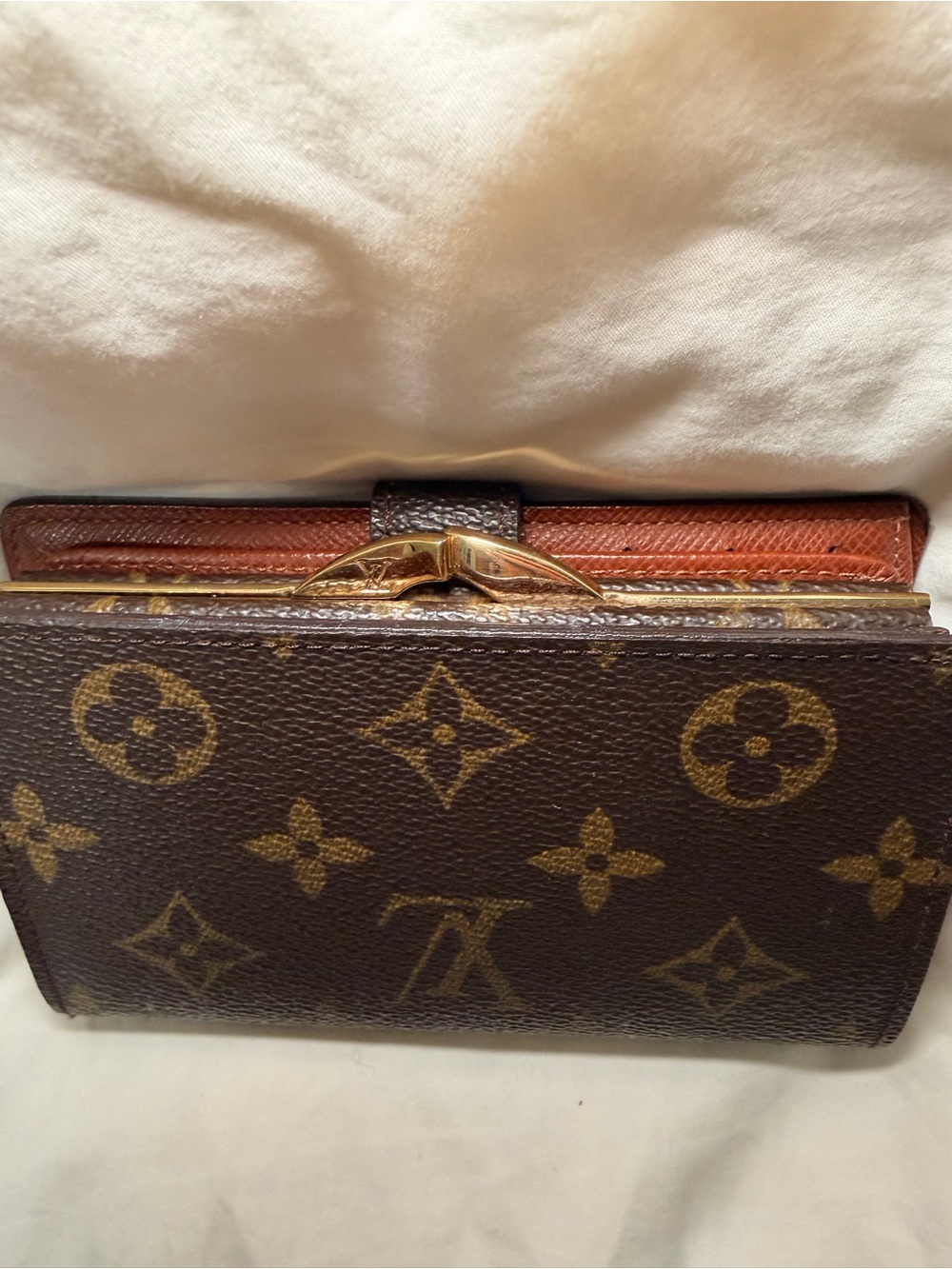 Louis Vuitton Viennoise monogram kiss lock wallet - Picture 4 of 11